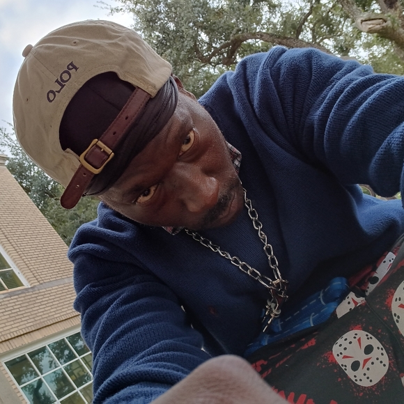 Meet your Posher, Zuez - Picture 4 of 16